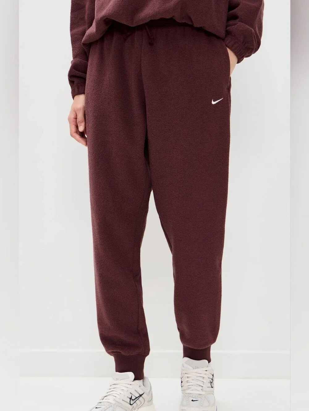 Nike Women's Burgundy Plush Fleece Jogger Pants Size XL